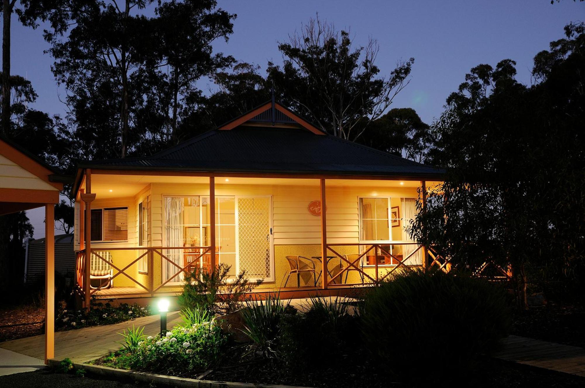 Waverley House Cottages Lakes Entrance Szoba fotó